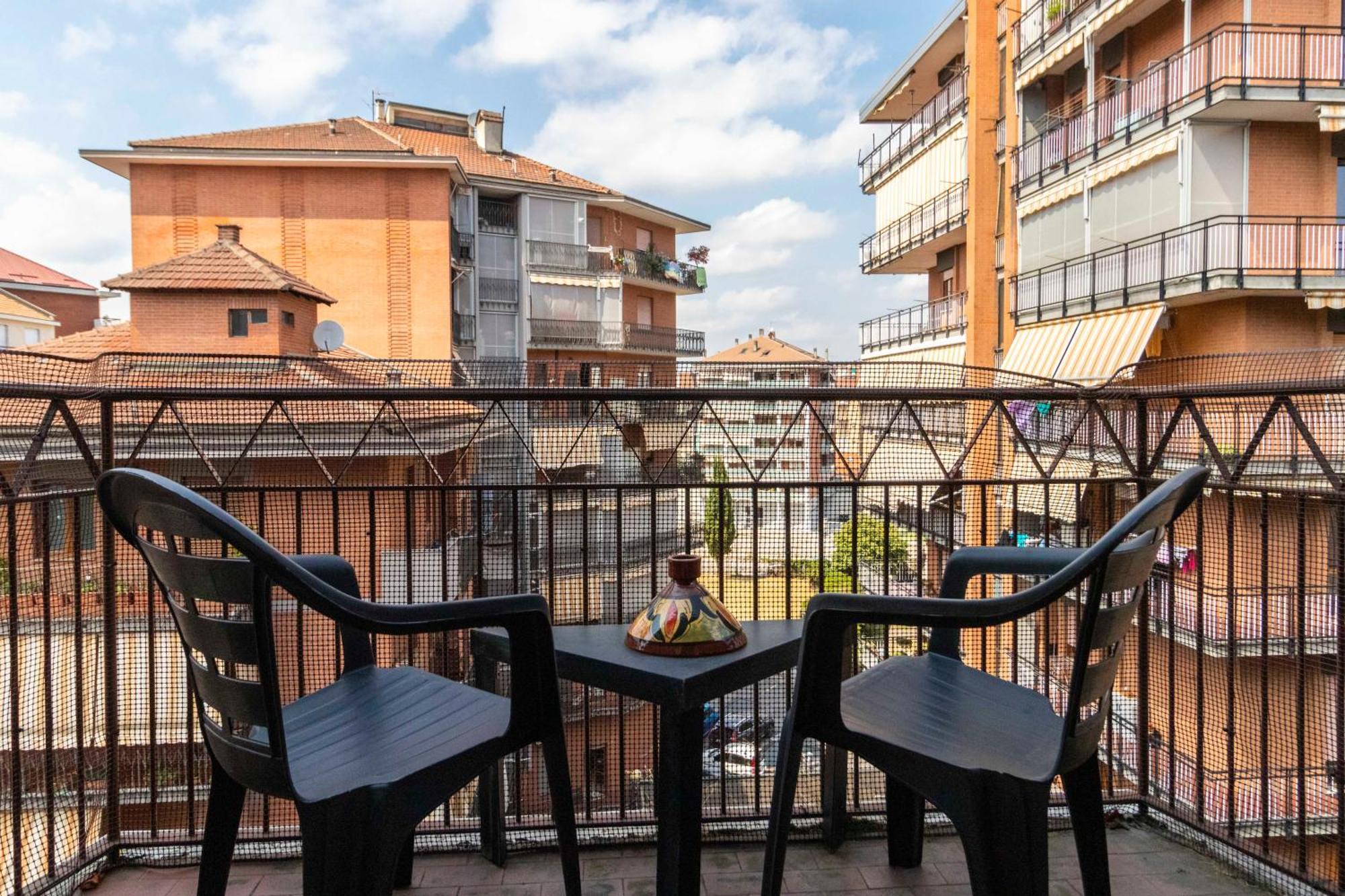 Ferienwohnung Torino Pitagora Functional Flat Exterior foto